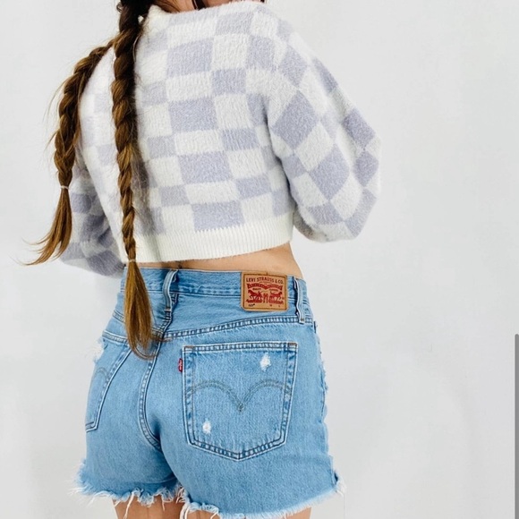 Altar'd State M purple white checkered cropped sweater - Picture 4 of 4